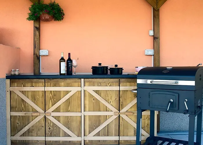 Jakomin אתר קמפינג *