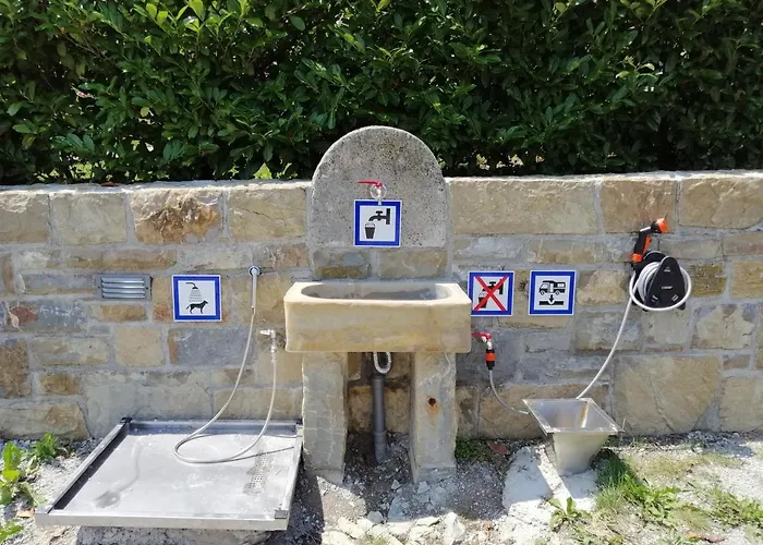 Κάμπινγκ Jakomin