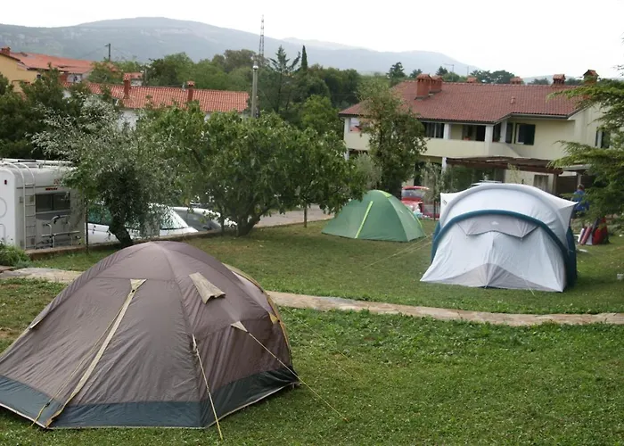 Κάμπινγκ Jakomin Κόπερ