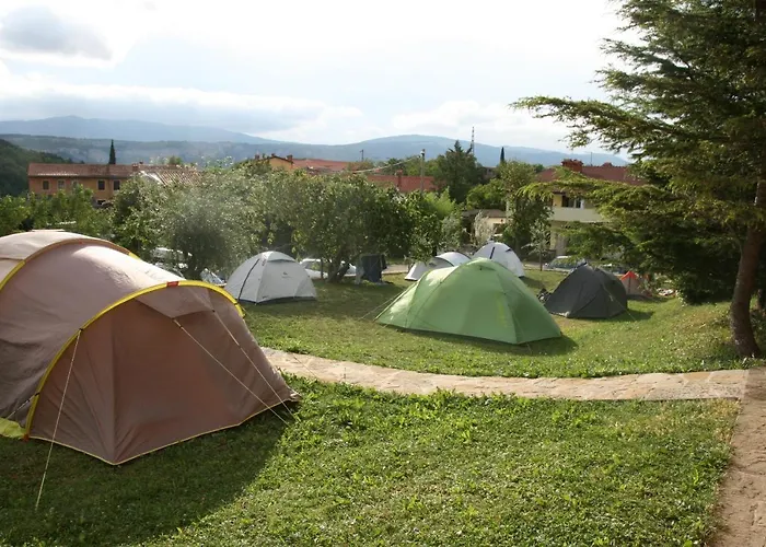 אתר קמפינג Jakomin