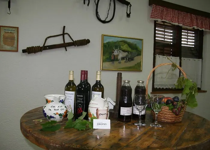 Jakomin * Κόπερ